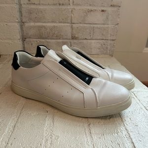 Aldo Steve McQueen Dupe White and Black Leather Slip On Dress Sneaker size 10